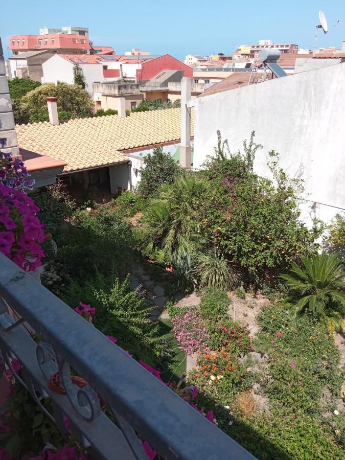 A Casa Di Gi Bed and Breakfast Porto Torres Eksteriør billede